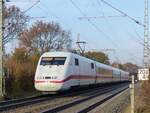 401 064 als ICE Hamburg - Frankfurt (umgeleitet) zwischen Rheine und Mesum, 24.11.2019