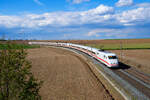 401 072 DB Fernverkehr  Aschaffenburg  mit dem ICE 789 (Hamburg-Altona - München Hbf) bei Gollhofen, 02.09.2020