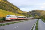 401 062-5  Geisenheim/Rheinhau  als ICE927 in Richtung Passau Hbf in Boppard, 24. Oktober 2025