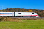 401 086 DB Fernverkehr  30 Jahre ICE  als ICE 787 (Hamburg-Altona - München Hbf) bei Oberdachstetten, 24.10.2021 