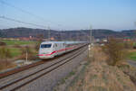 401 503 DB Fernverkehr als ICE 582 (M�nchen Hbf - Hamburg-Altona) bei Oberdachstetten, 28.03.2022

