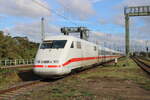 DB 401 055-9  Rosenheim  als umgeleiteter ICE 548 von Berlin Hbf nach Essen Hbf, am 19.10.2026 in Magdeburg-Neustadt.