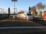 Ein ICE596 von Mnchen Hbf nach Berlin Ostbahnhof.Am 11.01.08 bei der Ausfahrt in Mannheim Hbf.