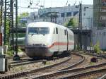 InterCityExpress 596 von Mnchen Hbf nach Berlin Ostbahnhof ber Stuttgart, Kassel W., Braunschweig und Berlin Spandau hat Einfahrt im Bahnhof Ulm Hbf.