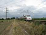Ein ICE73 von Kiel Hbf nach Zrich HB mit +40.Am 18.05.08 bei der durchfahrt in Lampertheim.