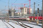 401 565 am 08.03.10 bei der Ausfahrt in Mnchen Hbf