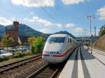 ICE1 Saarbrcken - Mannheim vor Neustadt an der Weinstrae beim Durchfahren des Bahnhofs Lambrecht/Pfalz am 19.09.2010