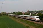 401 167  Garmisch-Partenkirchen  als ICE 71 (Hamburg-Altona - Basel SBB) am 7. Mai 2011 bei Teningen.