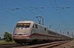 Nachschuss auf 401 582-2  Rdesheim am Rhein  als ICE 74 (Zrich HB - Kiel Hbf), als er am 13.06.2013 durch Orschweier gen Offenburg fhrt.