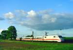 401 558 als ICE 809 (Kiel–Kln–Basel) am 21.05.2004 zwischen Maschen und Jesteburg