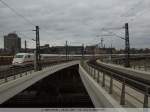 Ein ICE1 fhrt gerade in den Berliner Hbf ein. (20.01.07)