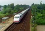 401 xxx als ICE 897  Nymphenburg  (Bremen Hbf–Frankfurt–Mnchen Hbf) am 28.07.1993 in Dedensen-Gmmer