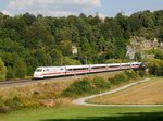 Ein umgeleiteter ICE 1 am 10.09.2016 unterwegs bei Eßlingen.