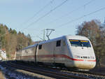 03. Januar 2019, ICE  Garmisch-Partenkirchen  ( Tz 167) auf der Fahrt durch Kronach in Richtung Saalfeld.