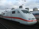 ICE 1,als ICE 1026 , Nrnberg - Kiel ,im Schub der TK 401 566-3 in Dortmund Hbf.(05.01.2008)