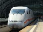 InterCityExpress 691 von Berlin Ostbahnhof nach Mnchen Hauptbahnhof steht am 07.06.2008 im Bahnhof Berlin Hauptbahnhof.
