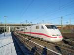 401 506-1 und 401 006-2 fahren am 2.01.09 als ICE 577 Hamburg-Altona - Stuttgart Hbf durch Hamburg-Harburg Richtung Sden.