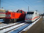 2067 103-8 und Br 401 in Wien Westbahnhof am 17.11.2007