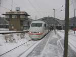 ICE 890 in Leipzig Hbf fhrt in wenigen Minuten nach Hamburg-Altona.Aufgenommen am 17.12.2010