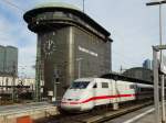 DB Fernverkehr ICE 1 (401 062-3) am 05.12.15 in Frankfurt am Main Hbf 