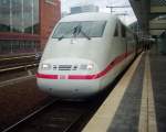 Tk 401 519(Osnabrck) mit neuer Front. Am anderen ende Tk 401 051-8(Eschede Tk. 10.4.2007