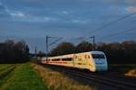 Im besten Sonnenuntergang bot sich der 402 012 TRAIN TO BONN Regierungszug noch einmal bei Bornheim auf der Rückfahrt nach Köln.