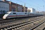 402 032-7  Frankfurt(Oder)  erreicht am 10.2.2018 als ICE587 von Hamburg-Altona nach München Hauptbahnhof den Hamburger Hauptbahnhof.