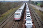 Ein ICE 2 bei der Durchfahrt Bf. Saarmund (Umleitungsverkehr) am 28.11.20 