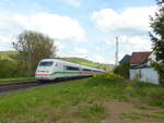 DB 402 015  Bitterfeld-Wolfen  als ICE 681 von Hamburg-Altona nach Nürnberg Hbf, am 19.05.2021 in Oberhaun.