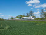 In geänderter Wagenreihung verkehrte ICE 537 am 30.04.2023, auf dem Weg von Oldenburg nach München und hatte ICE 587 von Hamburg-Altona nach München dabei.