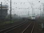 DB ICE 2  Bielefeld  von Kln/Bonn Flugghafen nach Berlin Ostbahnhof erreicht Dortmund Hbf.(12.10.2007) 