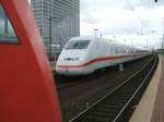 ICE 2 von Kln/Bonn nach Berlin Ostbahnhof,Einfahrt in Dortmund Hbf.(10.11.2007)