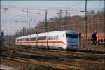 Nachschuss auf den 402 039  Essen  der als ICE 642 nach Dsseldorf Hbf unterwegs ist. (13.01.08)
