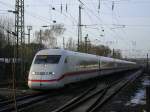 ICE 2  Oldenburg  Kln/Bonn Flughafen - Berlin Ostbahnhof kurz vor Bochum Hbf.(03.02.2008)