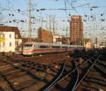 Am Morgen des 09.02.2008 wir dieser 402 als ICE 555 nach Berlin Ostbahnhof bereit gestellt.