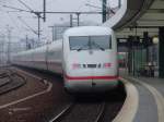 ICE846/856 nach Kln-Bonn Flughafen und Kln Hbf.(Zugteilung in Hamm Westf.)bei der Ausfahrt in Berlin-Ostbahnhof.Aufgenommen am 26.03.05