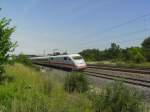 ICE-2 von Lbeck nach Mnchen kurz hinter Iphofen am 29.06.2011