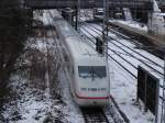 Ein ICE2 macht sich auf den Weg nach Berlin Ostbahnhof, wo er dort die Leistung: Berlin Ostbahnhof- Kln/Bonn Flughafen bzw.