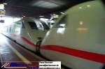 ICE 2-Steuerwagen, die als Doppeltraktion verkehren.
Dieser Zug brigens wird in Hannover getrennt, und fhrt jeweils Richtung Bremen bzw. Hamburg-Altona.