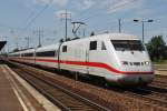 Hier 402 007-9  Stendal  als Leerzug von Berlin Hbf. (tief) nach Berlin Rummelsburg, bei der Durchfahrt am 7.7.2013 durch Berlin Schnefeld Flughafen, in Richtung Berlin Grnauer Kreuz.