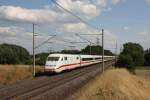 Hochwasserumleiter auf der KBS 310: 402/808 019-4 (Hagen) und 402/808 033-5 (Ulm) als ICE 848/858 auf dem Weg von Berlin nach Dsseldorf und Kln. Fotografiert am 25.08.2013 in Magdeburg Diesdorf. 