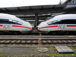 DB - 403 052 mit 403 530 im Bahnhof Basel SBB am 20.11.2017