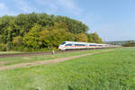 ICE 403 014-4 (Duisburg) u.403 522-6 (Solingen) sind am 12.10.2022 bei Himmelstadt zu sehen