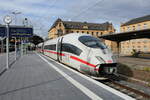 DB 403 028  Aachen  als ICE 1004 von München Hbf nach Hamburg-Altona, am 24.10.2022 in Halle (S) Hbf.