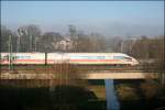 403 052 und ein Schwestertriebzug haben als ICE 612, von München Hauptbahnhof nach Dortmund Hauptbahnhof, ihr Ziel fast erreicht.