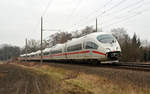 Der planmäßig mit einem Triebzug der Reihe 403 verkehrende ICE 1632 durcheilte am 18.02.18 Burgkemnitz Richtung Halle(S).