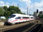 Einfahrt eines ICE-3 Zuges in Ulm Hbf.