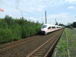 DB ICE 3  Bergisch Gladbach  mit offener Bugklappe als Doppel-  Traktion nach Mnchen Hbf., bei der Durchfahrt in Wattenscheid.