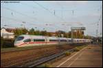 Zwei ICE-3-Triebzge durchfahren am Abend des 13.10.07 den S-Bahn-Haltepunkt Esslingen-Oberesslingen mit Fahrtrichtung Stuttgart HBF.
