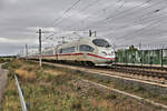 In H�he von Wallichen ist hier ein ICE 3 Doppel am 2.10.2026 um 16.18 Uhr nach Erfurt HBF unterwegs.